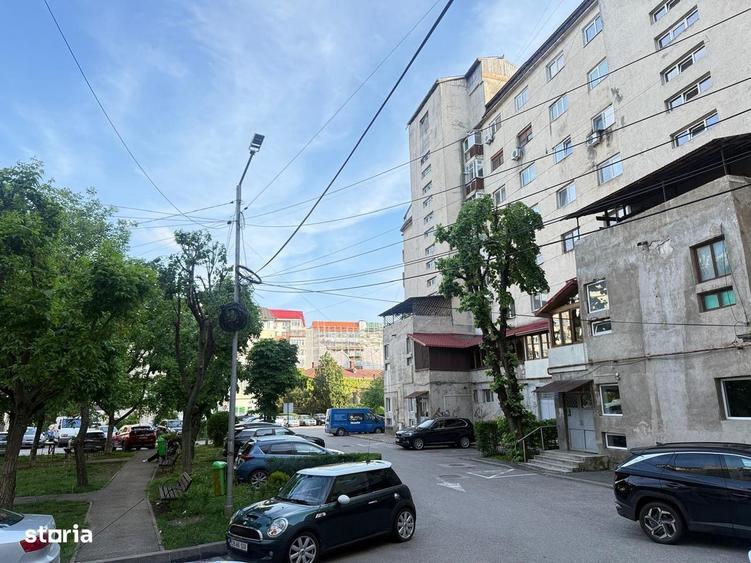 Apartament cu 4 camere în Ultracentral