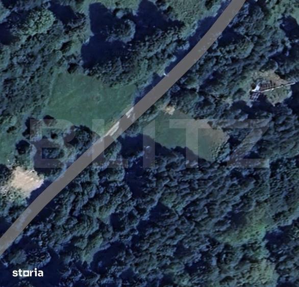 Teren de 560 mp, în Râu de Mori