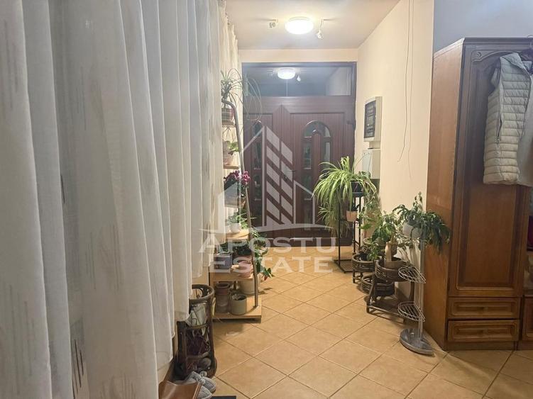 Casă cu 5 camere cu Teren 1473 Mp în Calea Urseni