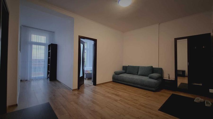 Apartament cu 2 camere semidecomandat în Exterior Vest