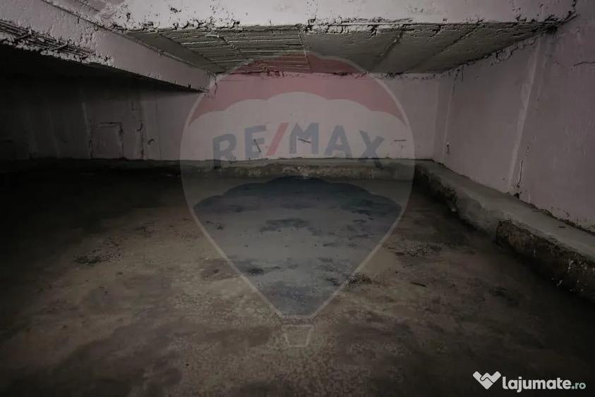 Spațiu comercial, de 71 mp, în Central