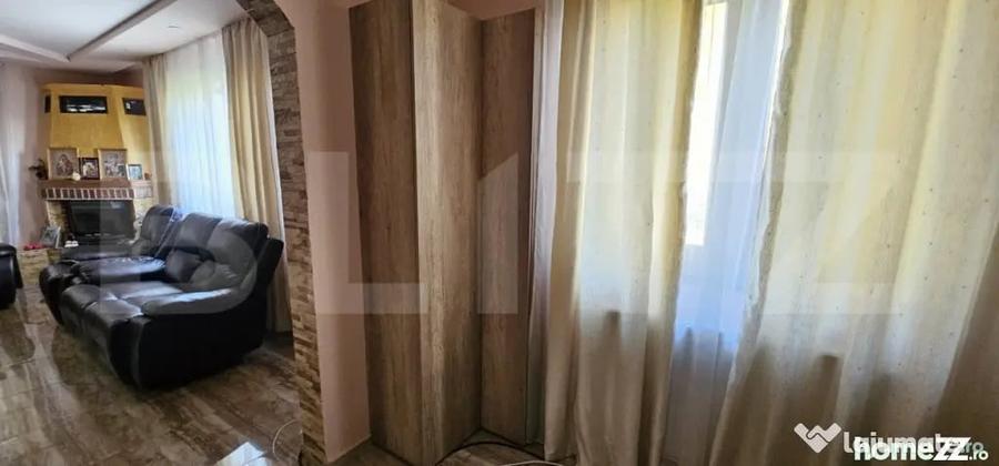 Casă cu 5 camere cu Teren 1300 Mp în Valea