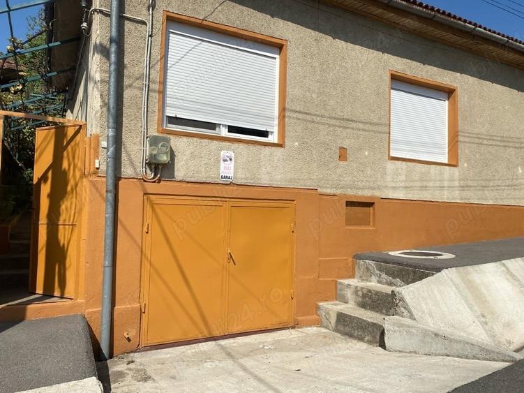 Casă cu 3 camere în Orșova