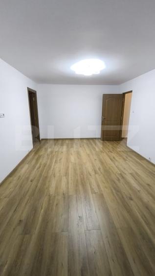 Apartament cu 4 camere decomandat, mobilat în George Enescu