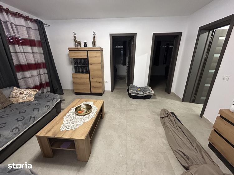 Casă cu 3 camere cu Teren 470 Mp în Central