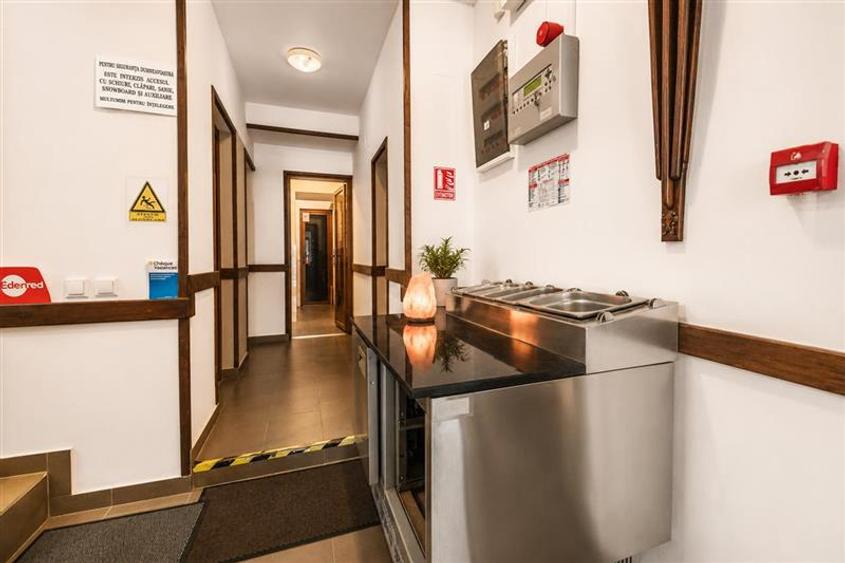 Hotel/Pensiune, de 515 mp, în Valea Alba