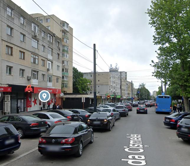 Apartament cu 4 camere decomandat în Tomis Nord