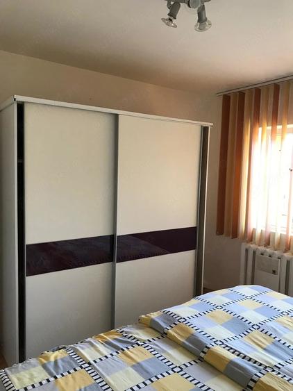 Apartament cu 2 camere decomandat în Ampoi 3