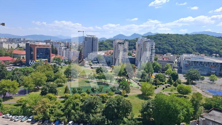 Birou, de 20 mp, în Centrul Civic