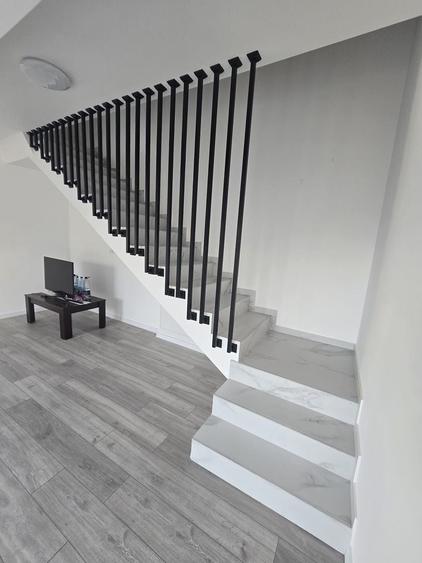 Duplex cu 4 camere cu Canalizare în Moșnița Nouă