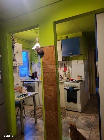 Apartament cu 3 camere în Dâmbu Pietros