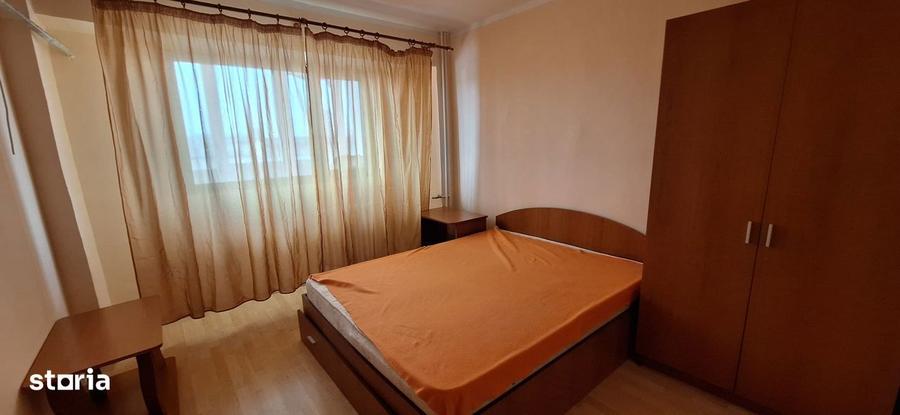Apartament cu 3 camere, mobilat în Titan