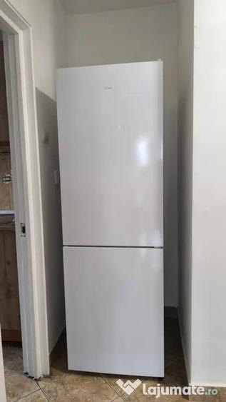 Apartament cu 2 camere decomandat în Drumul Taberei