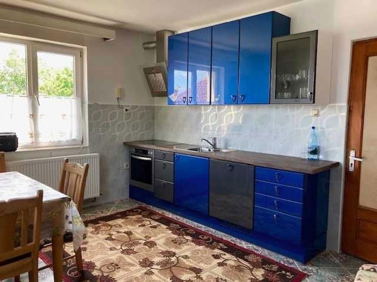 Casă cu 4 camere în Sânpetru