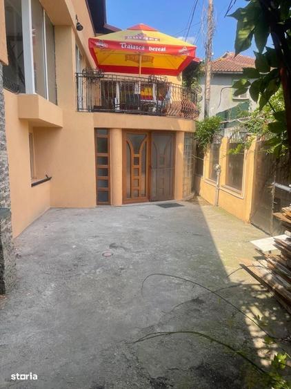 Casă cu 4 camere în Dobroești