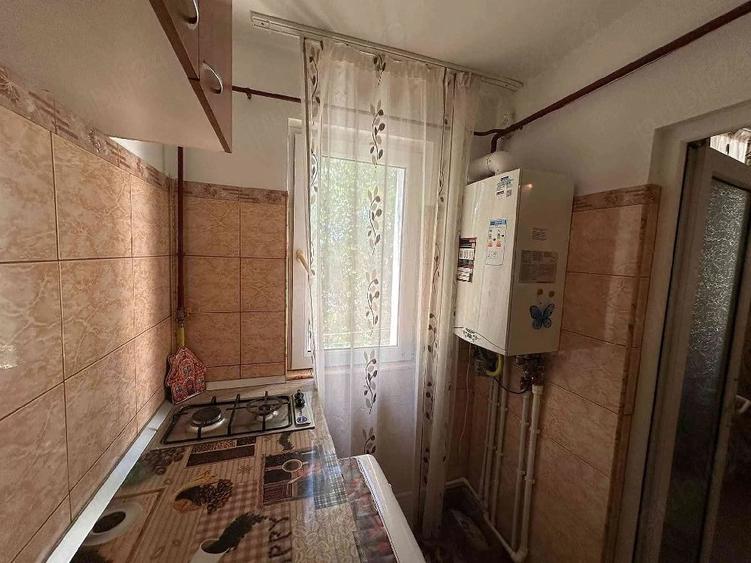 Garsonieră semidecomandată în Micro 38