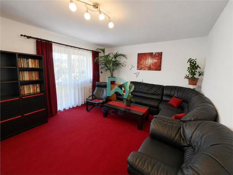 Apartament cu 3 camere decomandat în Vlahuță