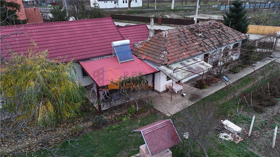 Casă individuală cu 5 camere cu Teren 1100 Mp în Cândești