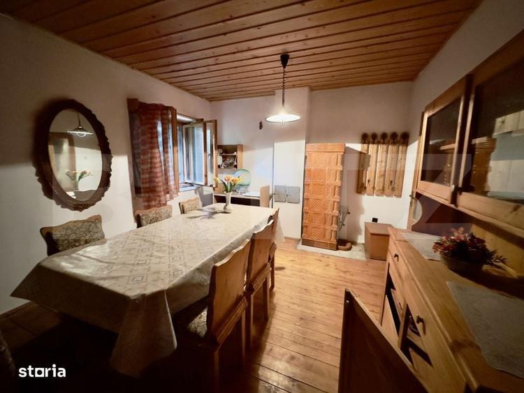 Casă cu 4 camere cu Teren 1670 Mp în Central