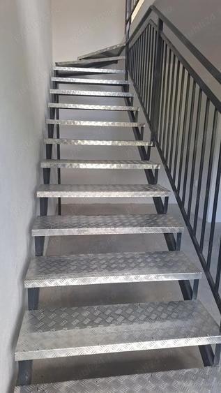 Spațiu comercial, de 463 mp, în Luna