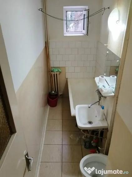 Apartament cu 2 camere nedecomandat în George Enescu