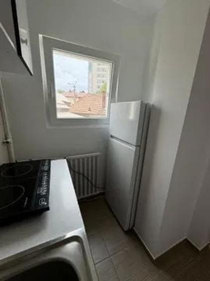 Garsonieră semidecomandată, mobilată în Zorilor