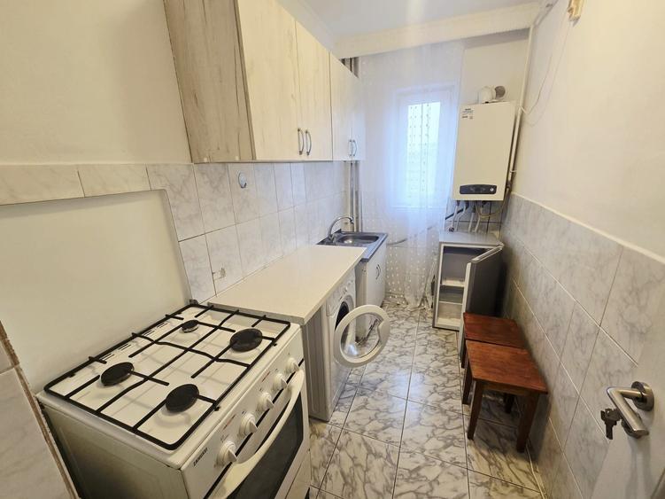 Apartament cu 2 camere decomandat în Alexandru cel Bun