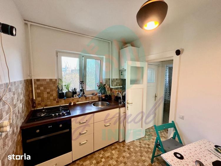 Apartament cu 3 camere în Cotroceni