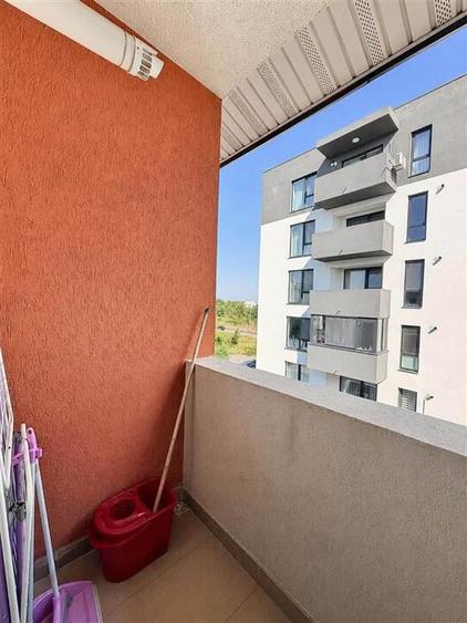 Garsonieră decomandată în Central