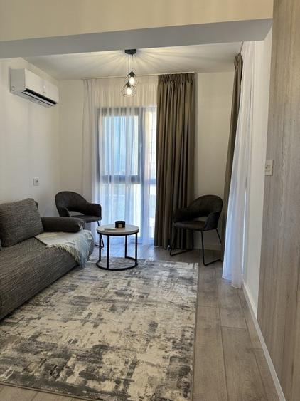 Apartament cu 3 camere, mobilat în Străulești