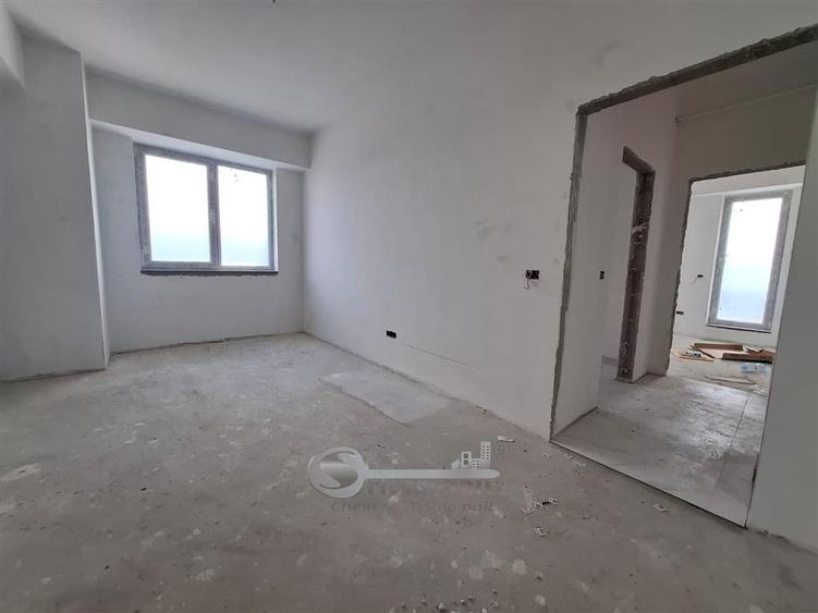 Apartament cu 2 camere decomandat în Galata