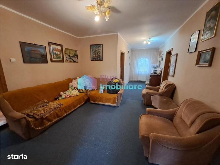 Casă cu 4 camere cu Teren 1200 Mp în Ițcani