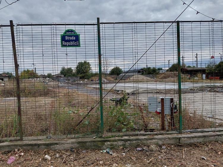 Teren Construcții intravilan de 7253 mp, în Central