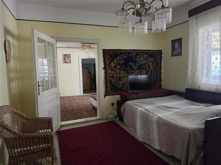 Casă individuală cu 2 camere cu Canalizare în 3 Insule