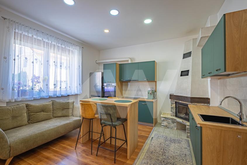 Apartament cu 2 camere semidecomandat, mobilat în Lupeni