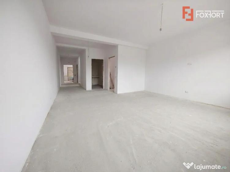 Casă cu 4 camere cu Teren 300 Mp în Giroc
