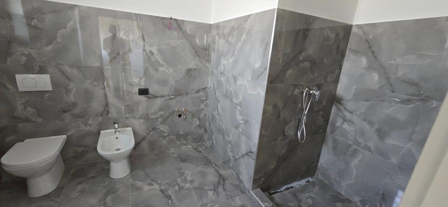 Casă individuală cu 3 camere cu Teren 500 Mp în Nord-Est