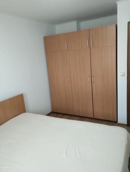 Apartament cu 3 camere decomandat în Popoveni