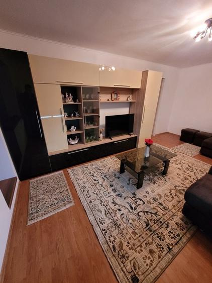 Apartament cu 2 camere decomandat, mobilat în Gorjului