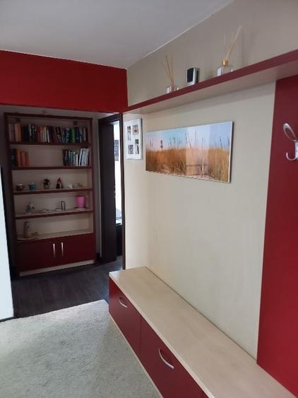 Apartament cu 2 camere decomandat în Aviației