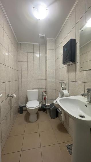 Casă cu 7 camere cu Teren 150 Mp în Tomis II