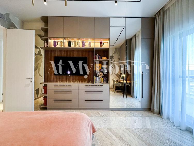 Penthouse cu 5 camere decomandat, mobilat în Băneasa
