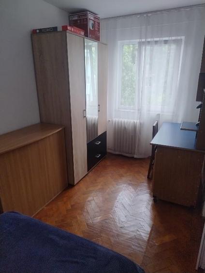 Apartament cu 2 camere nedecomandat, mobilat în Tomis Nord