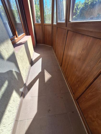 Apartament cu 2 camere semidecomandat, mobilat în Florești