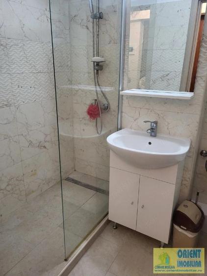 Garsonieră decomandată în Tomis II