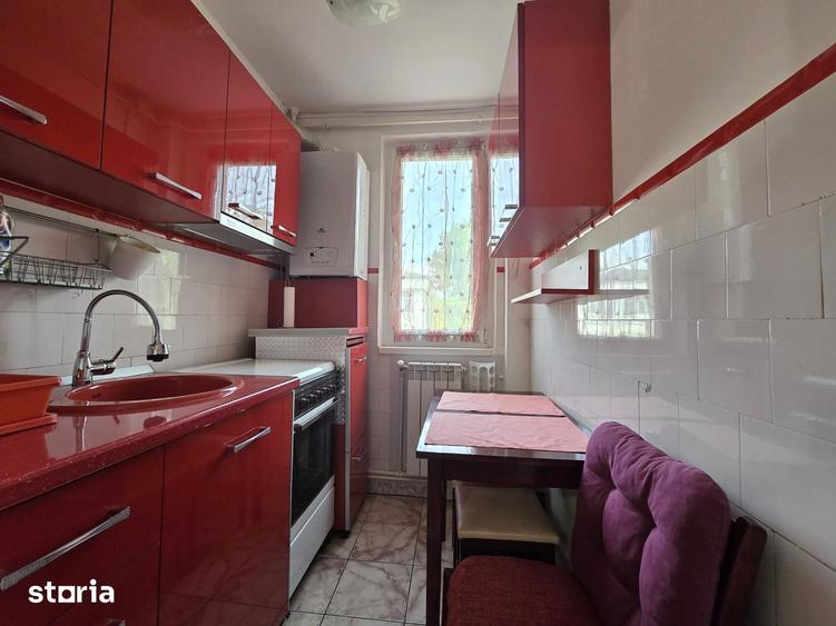 Apartament cu 2 camere nedecomandat în Micro 19