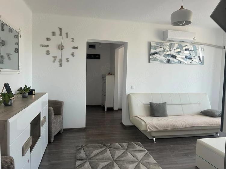 Apartament cu 2 camere semidecomandat în Central