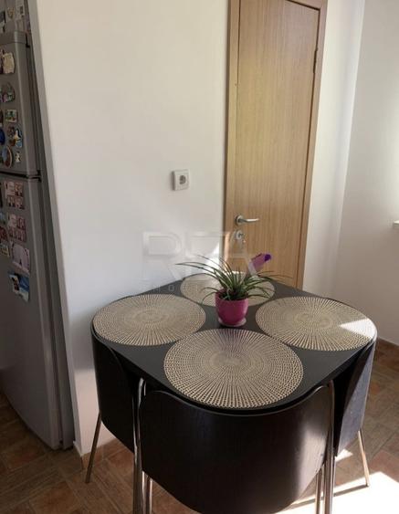 Apartament cu 2 camere decomandat, mobilat în Drumul Taberei