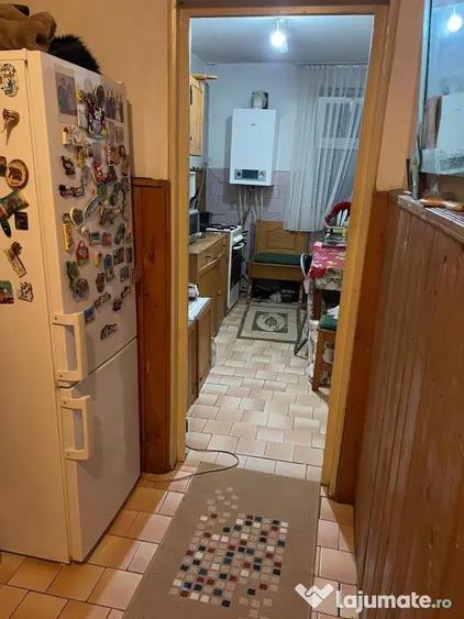 Apartament cu 2 camere decomandat în Exterior Vest