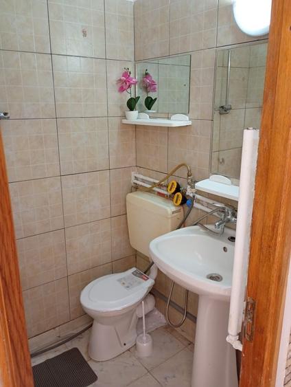 Garsonieră decomandată în Central